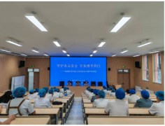 同时加强了实操